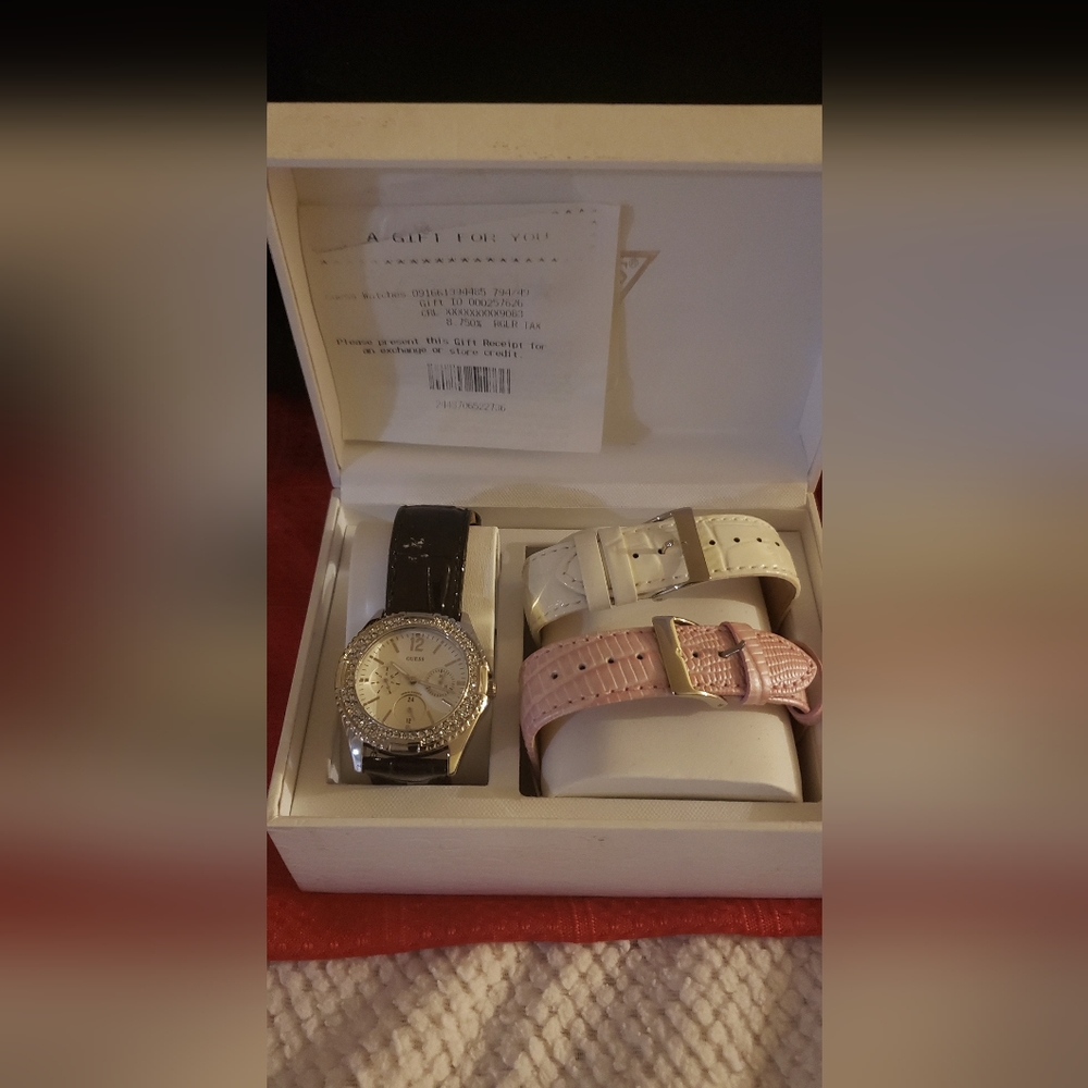 Guess Watch interchangeable bands - Picture 5 of 6